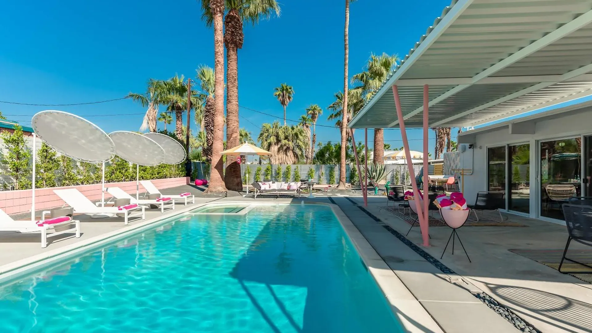 Retro Chic Oasis Saltwater Pool Spa & Mnt Views بالم سبرينغس 0*,  الولايات المتحدة الأمريكية